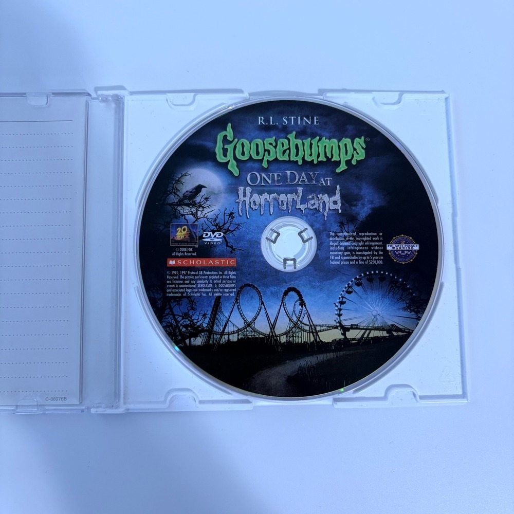 Goosebumps DVD One Day at HorrorLand R.L. Stine Scholastic DISC ONLY Kids Horror